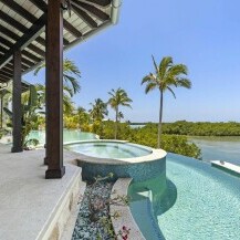 Zapanjujući bazen i imanje Sydney Sweeney, Florida Keys