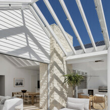 Kuća koje odiše modernim mediteranskim minimalizmom - 10