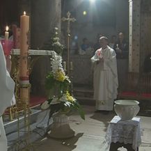 Reakcije na izjave pape Franje o plaćanju misa (Video: Dnevnik Nove TV) - 1