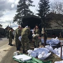 Obrana od poplava u Letovaniću (Foto: Dnevnik.hr)