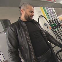 Punjenje automobila na benzinskoj postaji/Ilustracija (Foto: Dnevnik.hr)