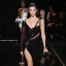 Versace mala crna haljina - 3