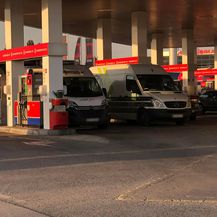 Gužve na benzinskim pumpama u Zagrebu - 3