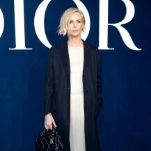 Charlize Theron na reviji modne kuće Dior