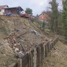 Kuća na provaliji - 3