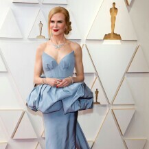 Nicole Kidman na dodjeli Oscara 2022. u haljini modne kuće Armani