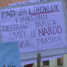 Prosvjed u Vinkovcima zbog poskupljenja vode - 4