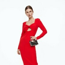 Haljina iz H&M-a dolazi i u crvenoj boji