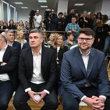 Uvodni govori Milanovića i Grbina - 34