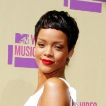 Rihanna na dodjeli nagrada 2012. godine