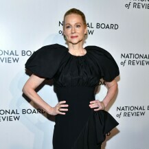 Laura Linney