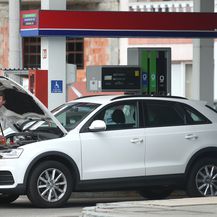 Cijene goriva na benzinskim postajama premašile 10 kuna (Foto: Pixell)