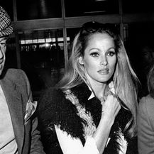 Jean-Paul Belmondo i Ursula Andress