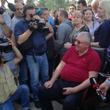 Vojislav šešelj u Jarku nadomak Hrtkovaca (Foto: Anita Martinović)