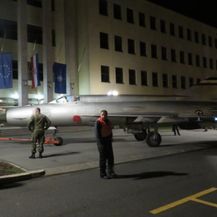 MIG Rudolfa Perešina ispred MORH-a (Foto: Obris.org)