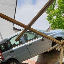 S automobilom završio na krovu kuće u Zagrebu - 4