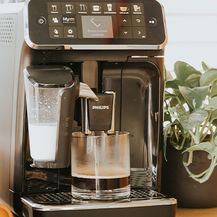 Philips 5400 LatteGO aparat za kavu
