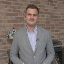 Dino Goleš koristi kućni test za koronavirus - 3