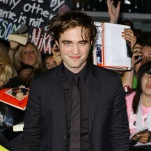 Robert Pattinson na premijeri Sumraka 2008. godine