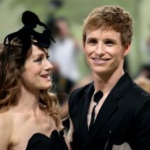 Eddie Redmayne i supruga Hannah Bagshawe na Met Gali