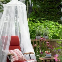 Balkon pretvorite u mali dnevni boravak na otvorenom