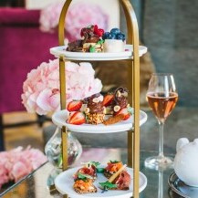 Orient Express čajanka u hotelu Esplanade