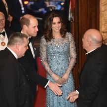 Catherine Middleton u haljini Jenny Peckham i štiklama brenda Oscar de la Renta