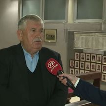 Šime Vičević razgovara s zapovjednikom obrane Škabrnje Markom Miljanićem (Foto: Dnevnik.hr)