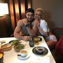 Britney Spears i Sam Asghari (Foto: Instagram)