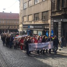 Prosvjetari krenuli prema Markovu trgu (Video: Dnevnik.hr) - 4