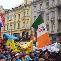 Transparenti na prosvjedu Hrvatska mora bolje (Foto: Dnevnik.hr) - 2