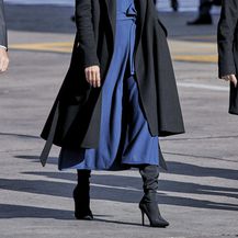 Kraljica Letizia u pletenoj haljini brenda Massimo Dutti