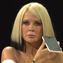 Maja Šuput, Antonijo Mitar