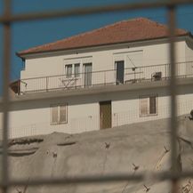 Sinj: Kuća nad provalijom - 1