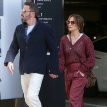 Ben Affleck i Jennifer Lopez u kupovini