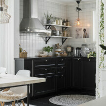 Crna boja u kuhinji izgleda vrlo elegantno i moderno - 10