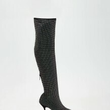 Čizme visokih sara poput ovih iz Reserveda popularan su izbor u zimsko vrijeme