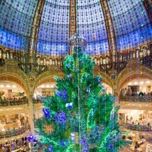 Božićno drvce u Galeries Lafayette