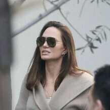 Elegantno izdanje Angeline Jolie