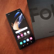 Samsung Galaxy Z Fold4 - 3