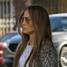 Jennifer Lopez plijeni pažnju i kada nosi ležerne odjevne komade