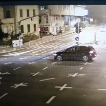 Policija traži vozača crnog Golfa - 2