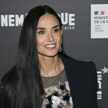 Demi Moore na premijeri filma 'Supstanca' u Parizu - 4