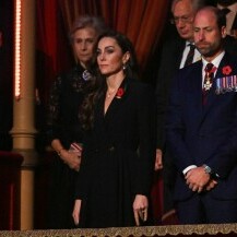 Catherine Middleton u crnom izdanju