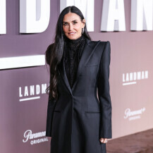 Demi Moore na premijeri serije 'Landman' u Los Angelesu - 6