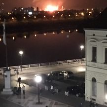 Eksplozija u rafineriji (Foto: Brod portal)