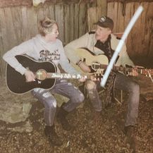 Miley Cyrus i Cody Simpson (Foto: Instagram)