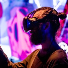 Demonstracija virtualne stvarnosti na OIW