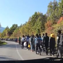 Premještanje ilegalnih migranata (Screenshot: USKinfo.ba)