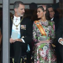 Kraljica Letizia u svečanoj haljini - 3